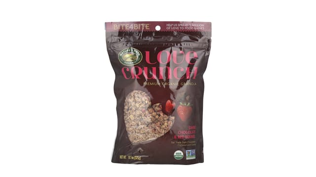 iHerb - שקית גרנולה אורגנית Nature's Path Love Crunch שוקולד מריר ופירות יער, אדום-חום עם תות שדה
