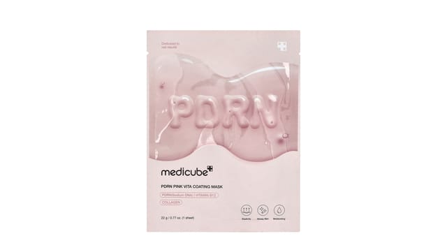 מדיקיוב - אריזה ורודה בהירה של מסכת שיט PDRN Pink Vita Coating עם אפקט ג'ל שקוף ועיצוב אלגנטי