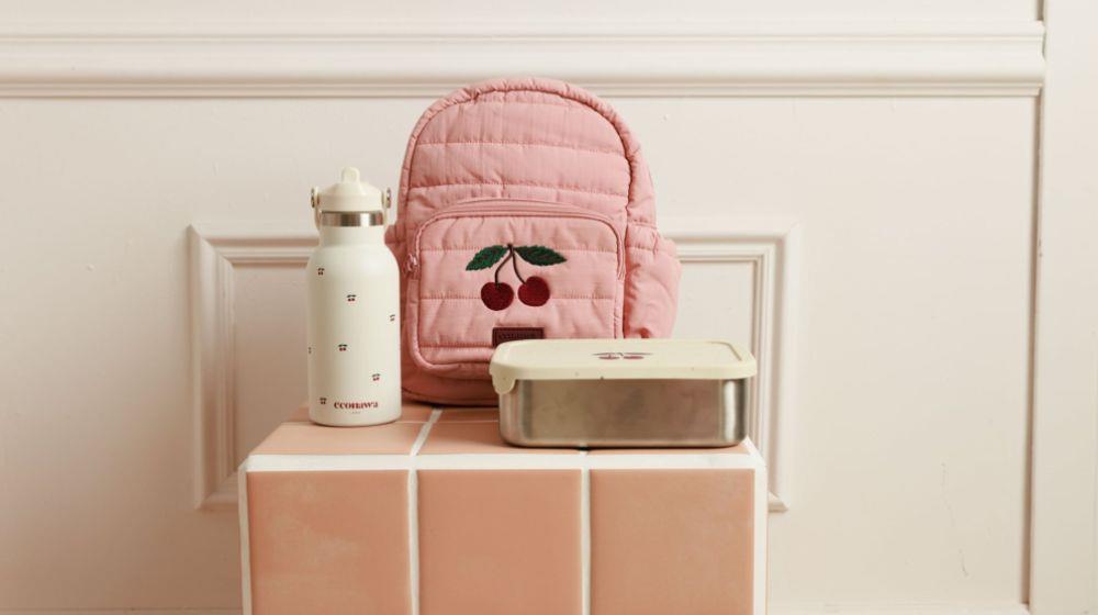 מותג משלב עיצוב יפני אסתטי עם חומרים איכותיים ובר קיימא