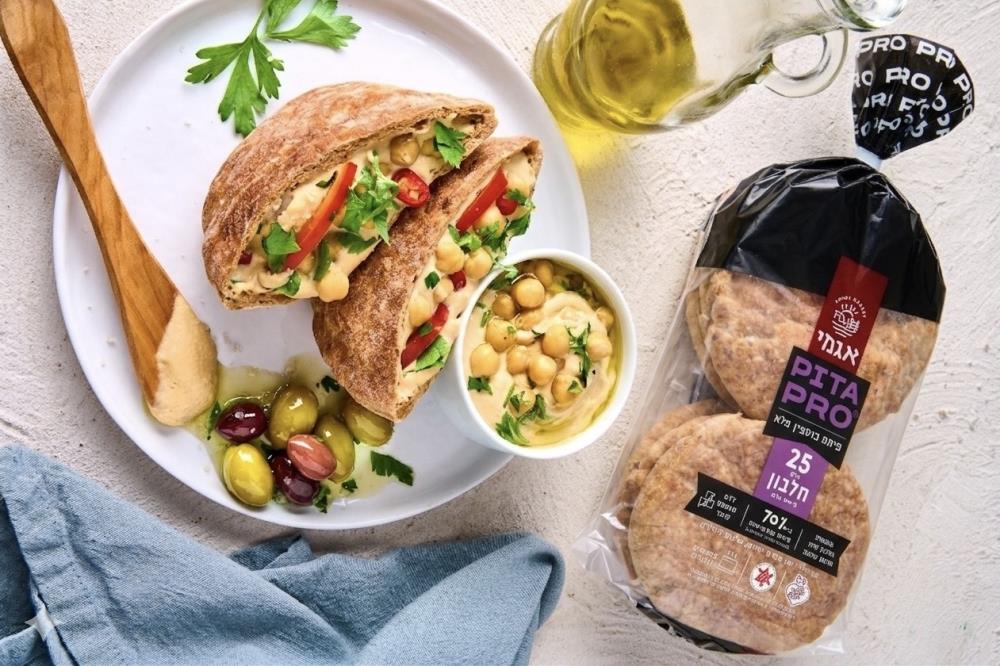 מאפיית אגמי בקרוב