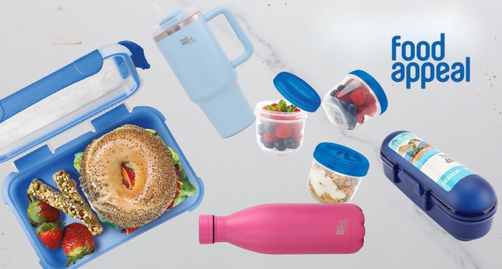 סירים לבנים על רקע לבן