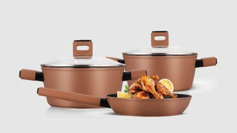 מארז בישול 5 חלקים - 2 סירים, מכסים, מחבת - Boston